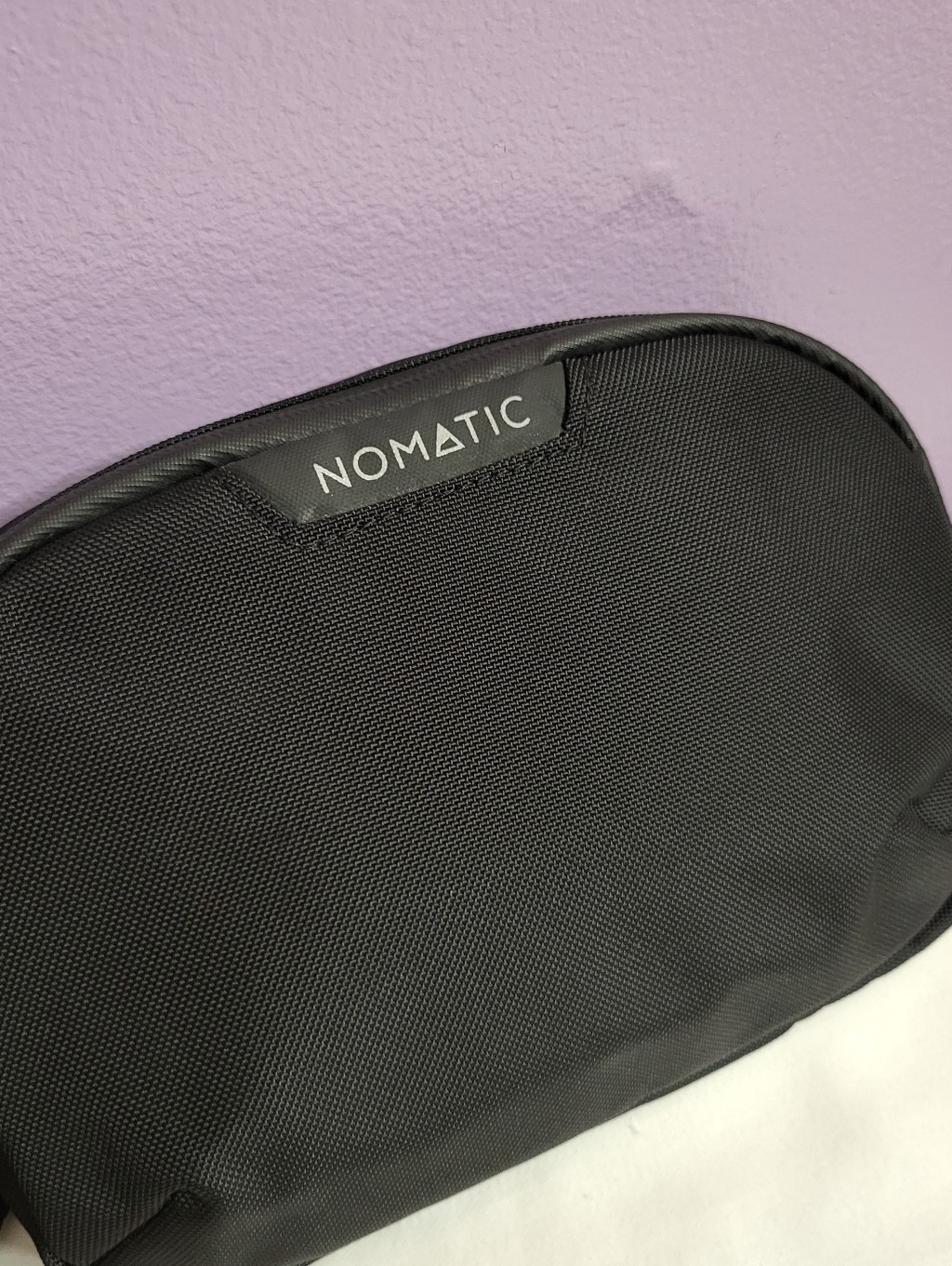 Black Nomatic Life On The Move Everyday Access Sling Rfid Safe Travel Bag New! — image 2 of 8